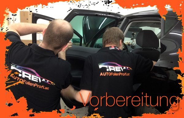 Vorbereitungen zur Beschriftung mit Autofolien. Vorbereitungen zur Beschriftung mit Autofolien.